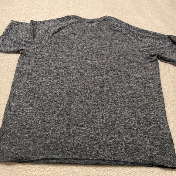 Under Armour navy blue marl short sleeve shirt with gray logo Size XXL Tall - Picture 4 of 5